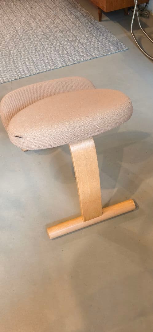 じゅったんママ専用 姿勢矯正用ベージュチェア