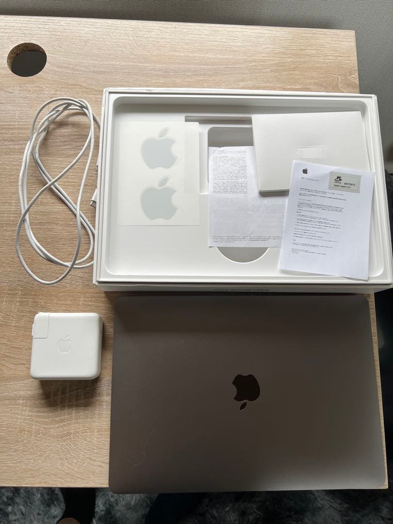 MacBook Pro 13inch 2019 メモリ8G＋SSD128GB