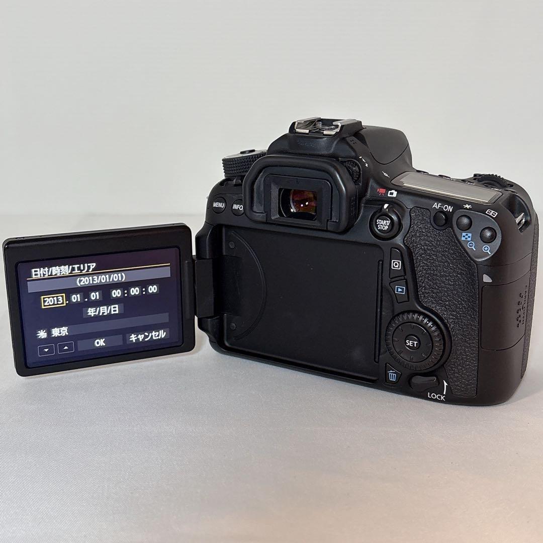 ✨使用感少 美品✨Canon EOS 70D✨Wi-Fi機能搭載 高性能一眼レフ