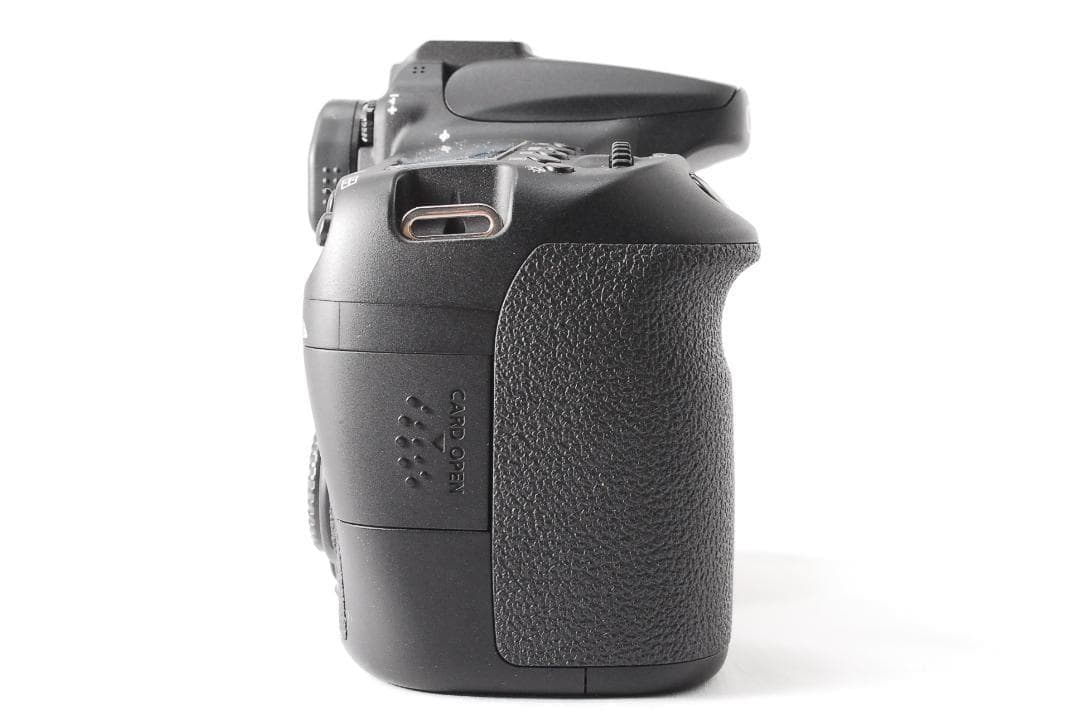 ✨使用感少 美品✨Canon EOS 70D✨Wi-Fi機能搭載 高性能一眼レフ