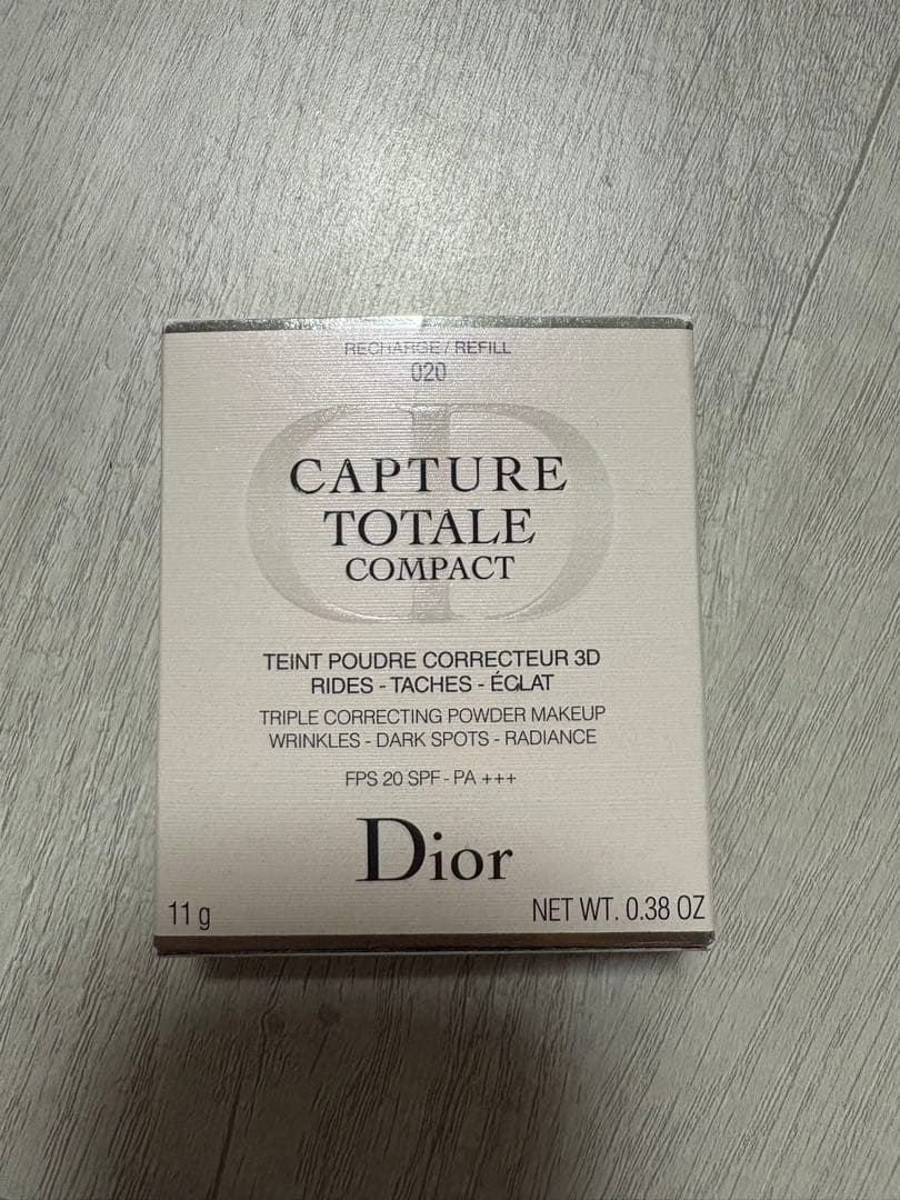 ファンデーション Dior Capture Totale Compact 11g SPF20