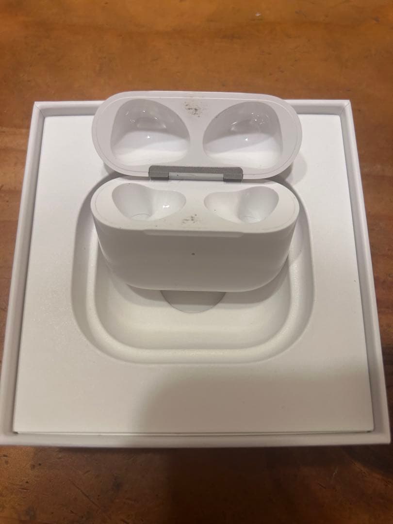 Apple AirPods 本体 ホワイト
