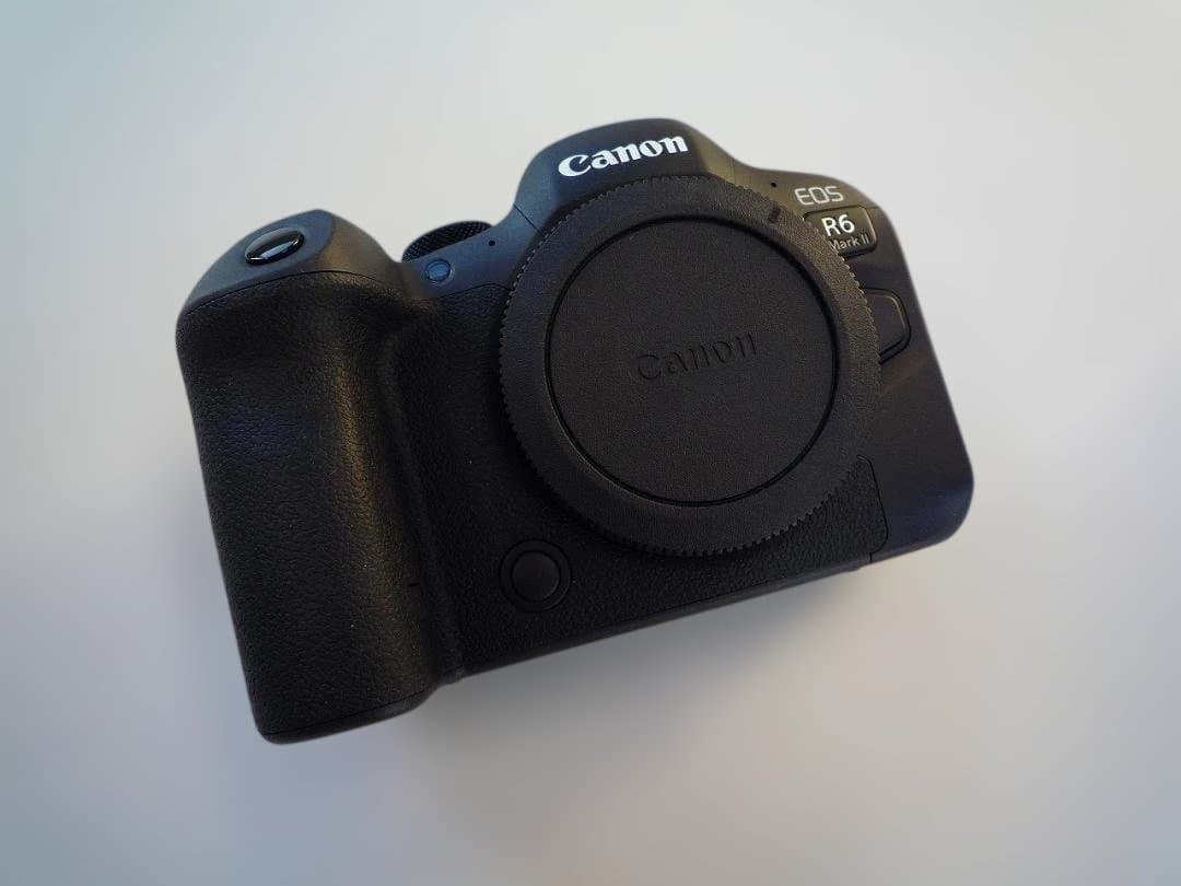 ☆ ☆ Canon EOS R6 Mark II 新品同様品