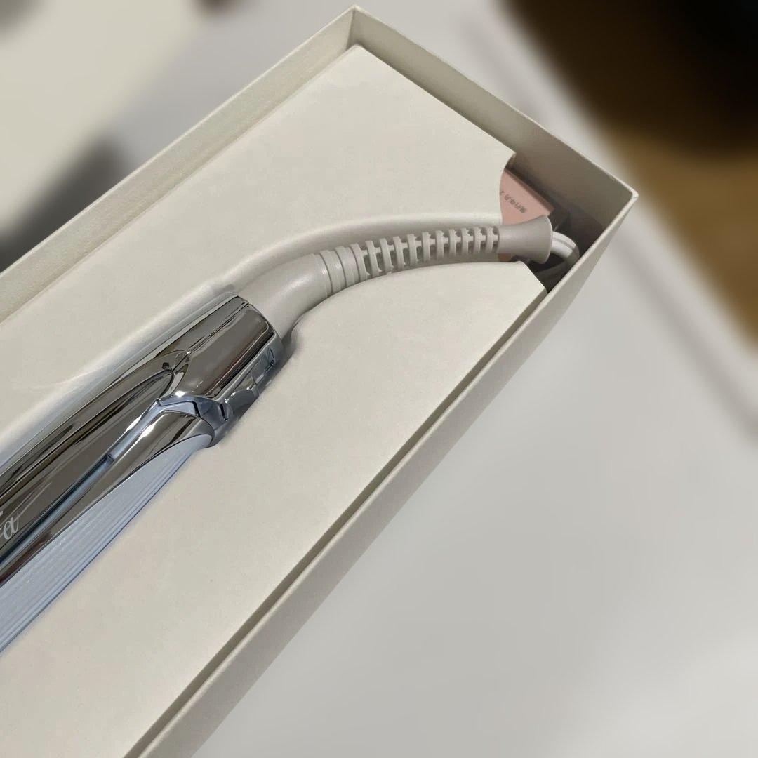 保証書付　ReFa ストレートヘアアイロン RE-BM-02A ホワイト　リファ