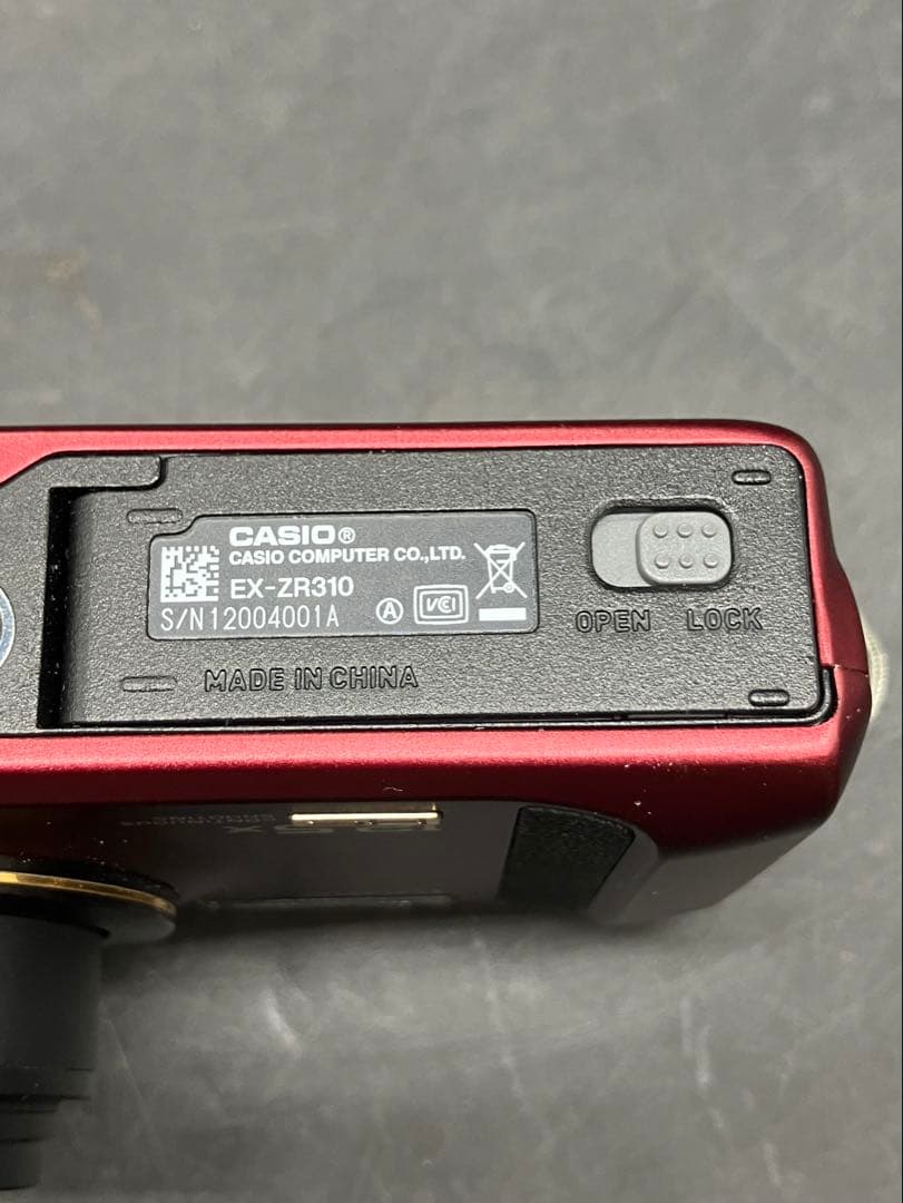 デジタルカメラ CASIO EXILIM EX-ZR310