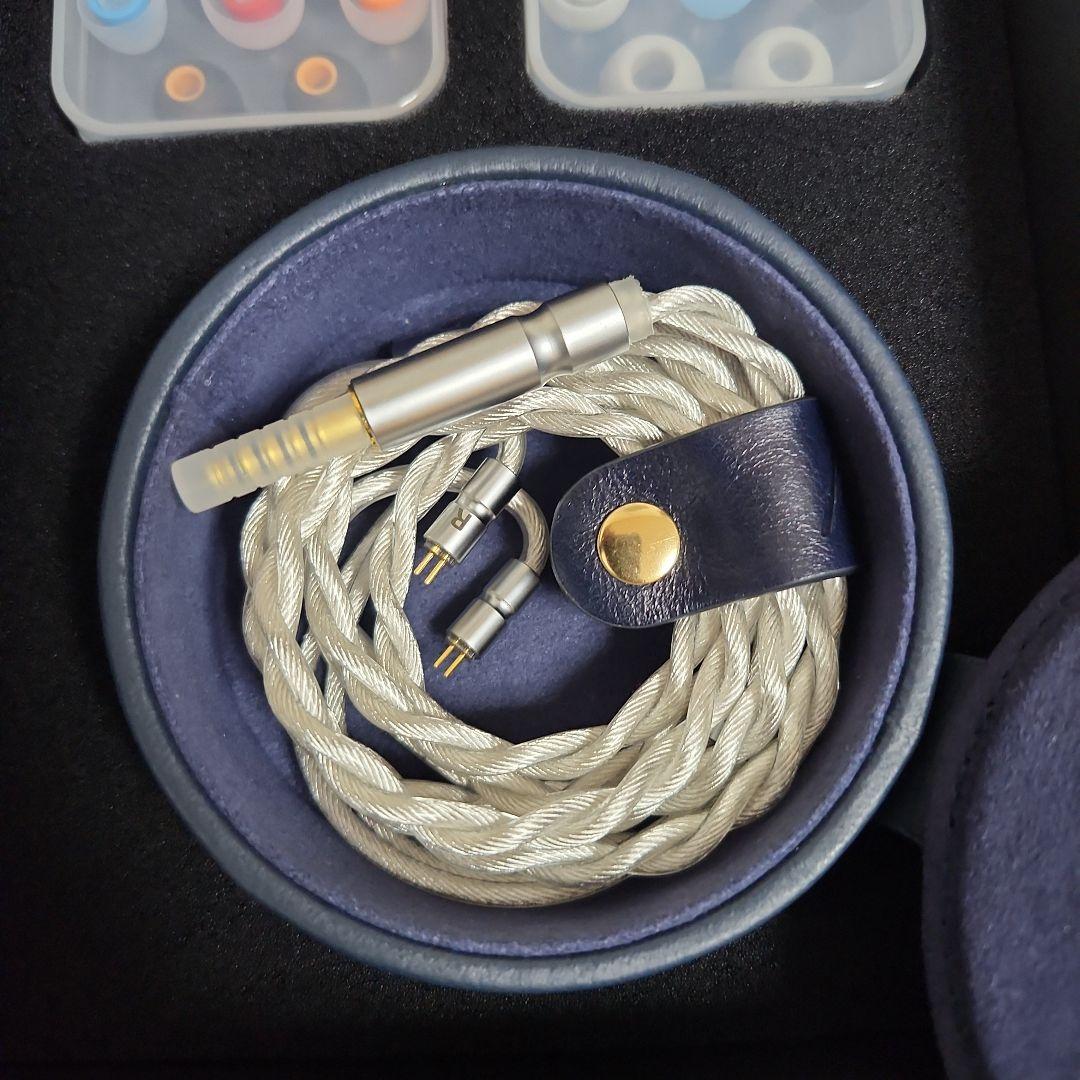 一時間使用　Hisenior Mega5est bass+　4.4mm ver