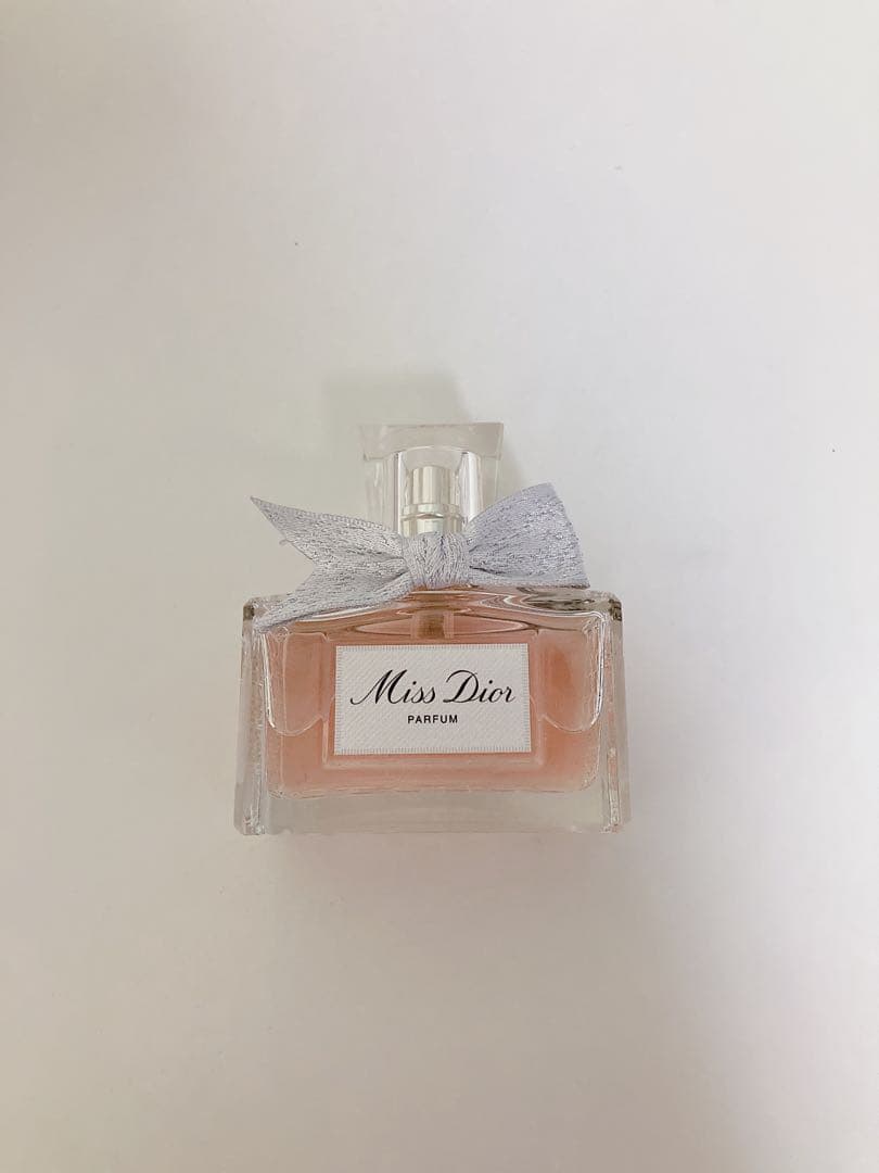 Dior 香水　パルファン　箱・紙袋つき