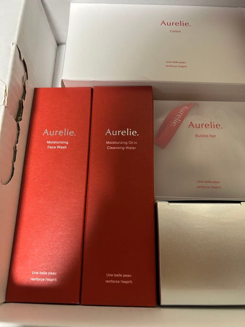 Aurelie オレリー　スキンケア 化粧水　美容液