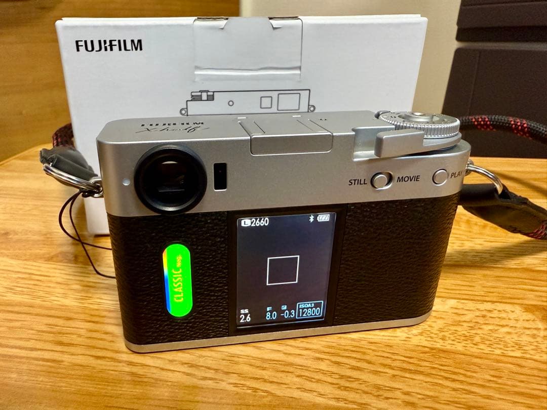 デジタルカメラ FUJIFILM x half