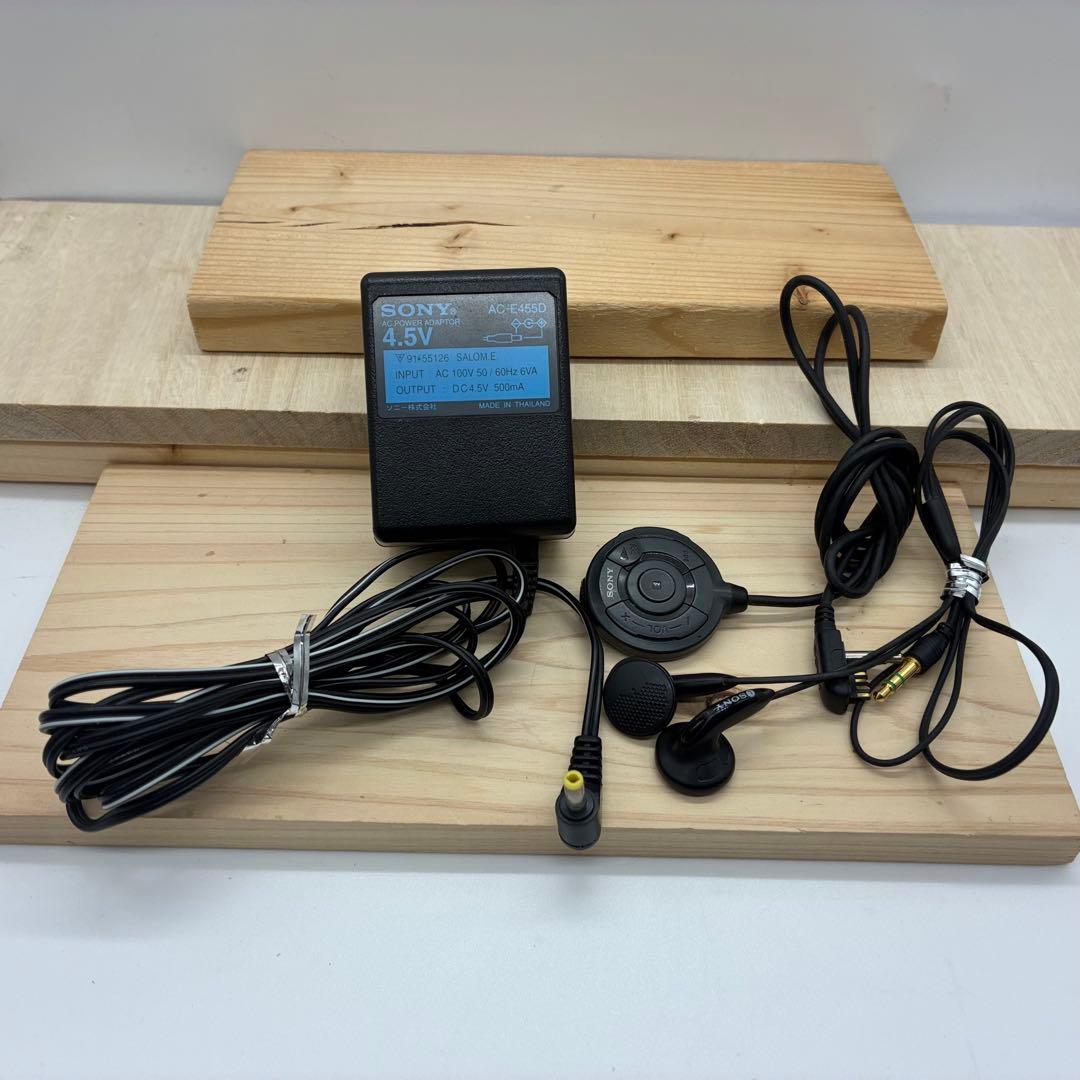 【動作品】SONY ポータブルCDプレーヤー　D−E660