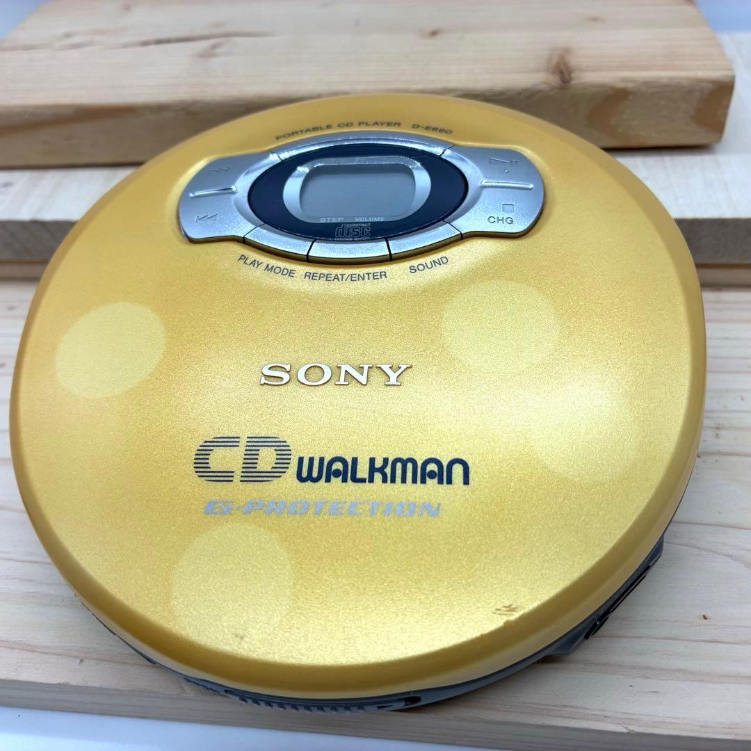 【動作品】SONY ポータブルCDプレーヤー　D−E660