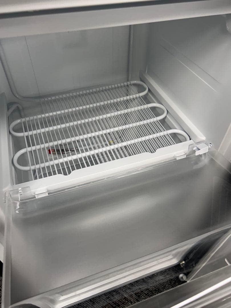 Comfee ノンフロン冷凍庫　小型冷凍庫　62L