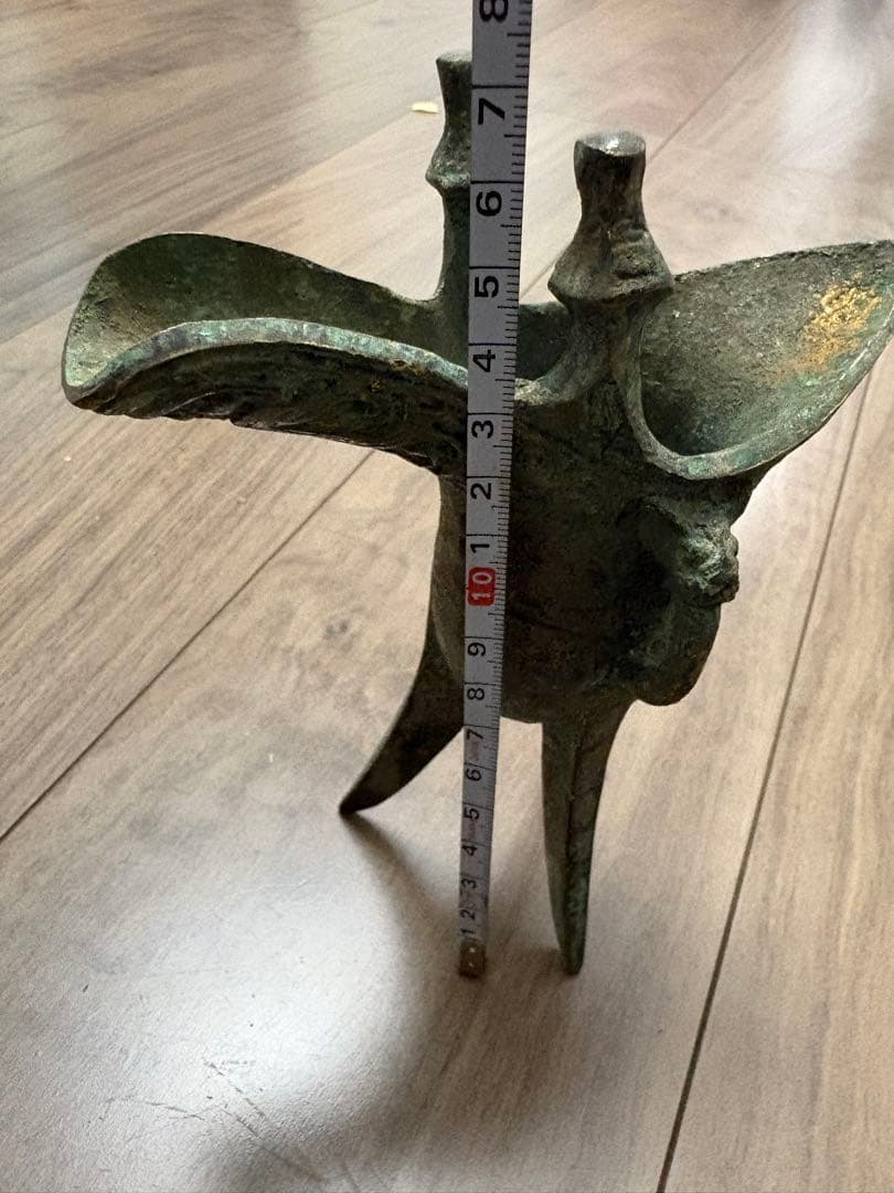 爵杯、古代三脚酒器，青銅器，古銅製置き物、古代中国の儀式用の礼器