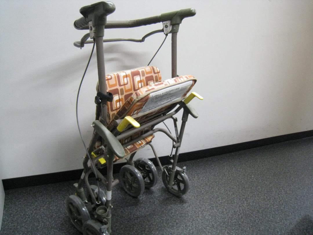 【島製作所】四輪歩行車　シンフォニーワイドSP 介護用歩行車 GAブラウン