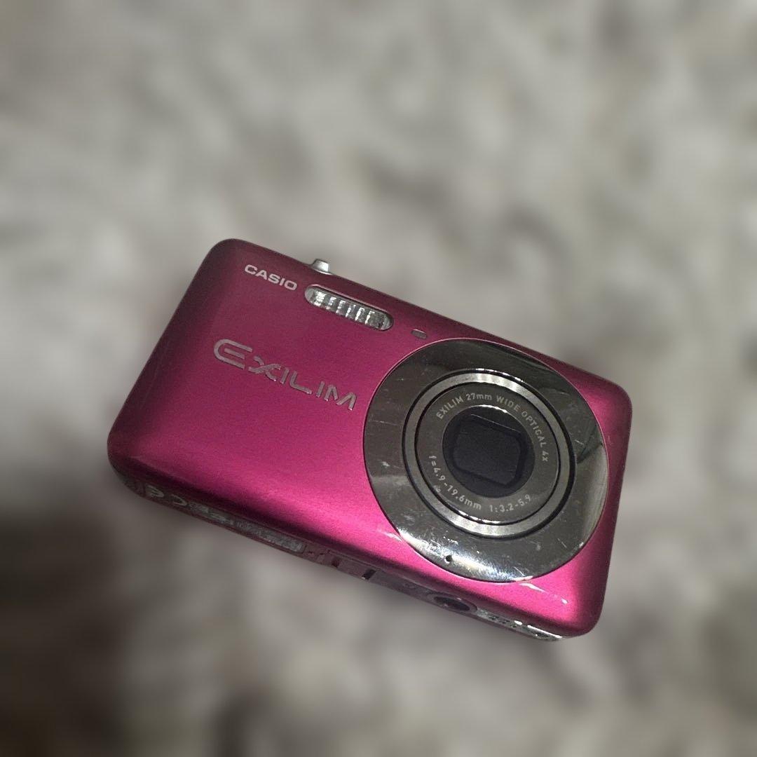 CASIO EXILIM デジカメ　ex-z800