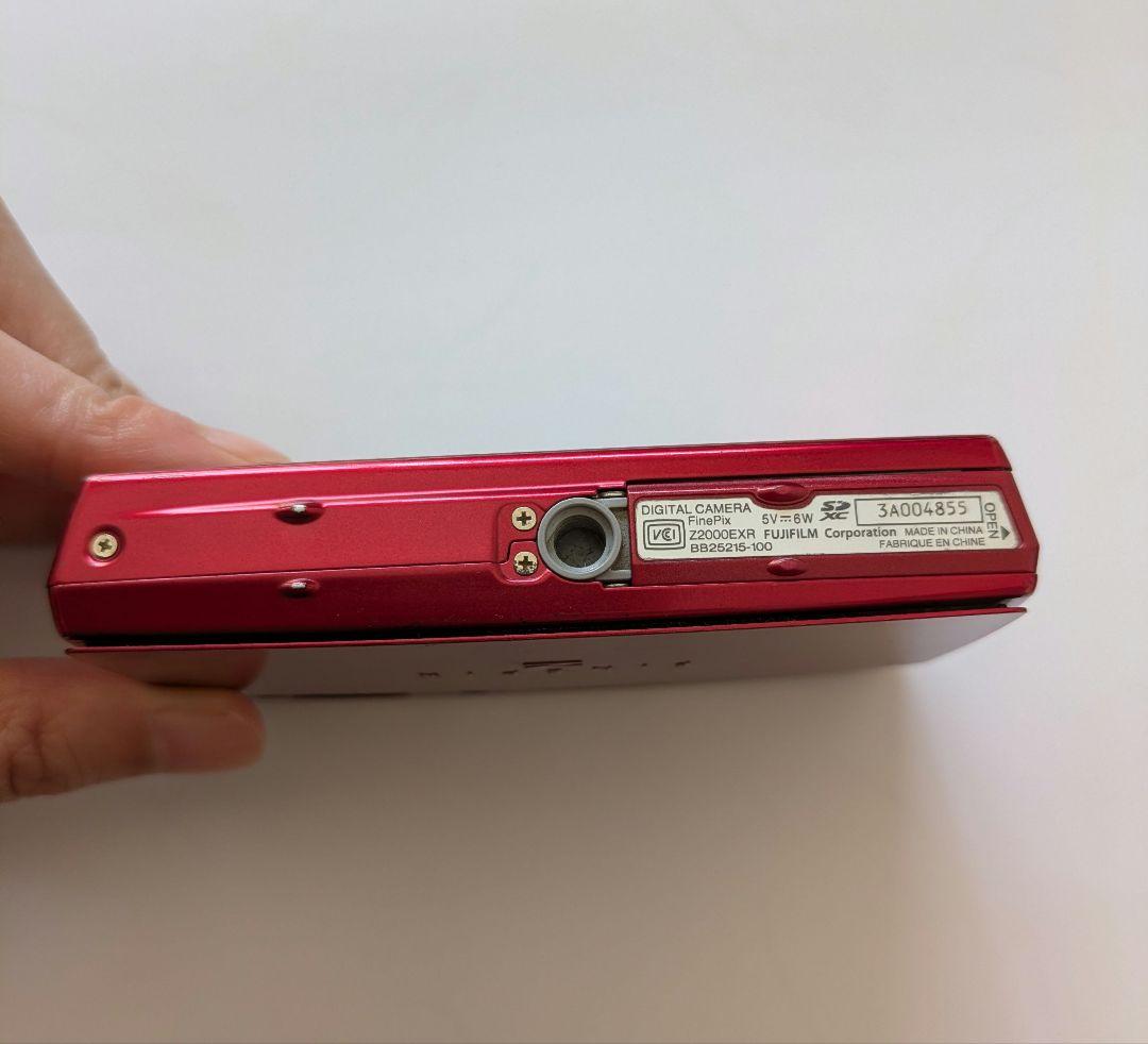 【Fujifilm FinePix Z2000EXR】レッド Wi-Fi機能付き