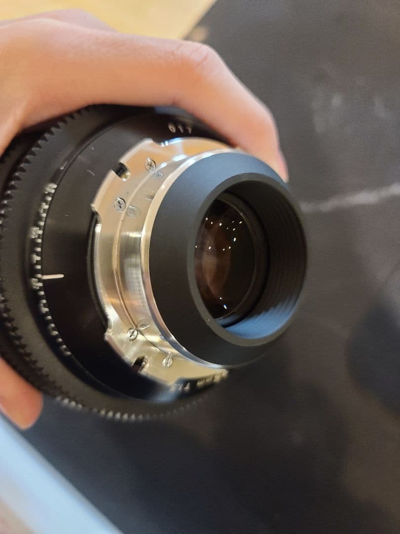 Sigma FF 35mm T1.5 PL マウント