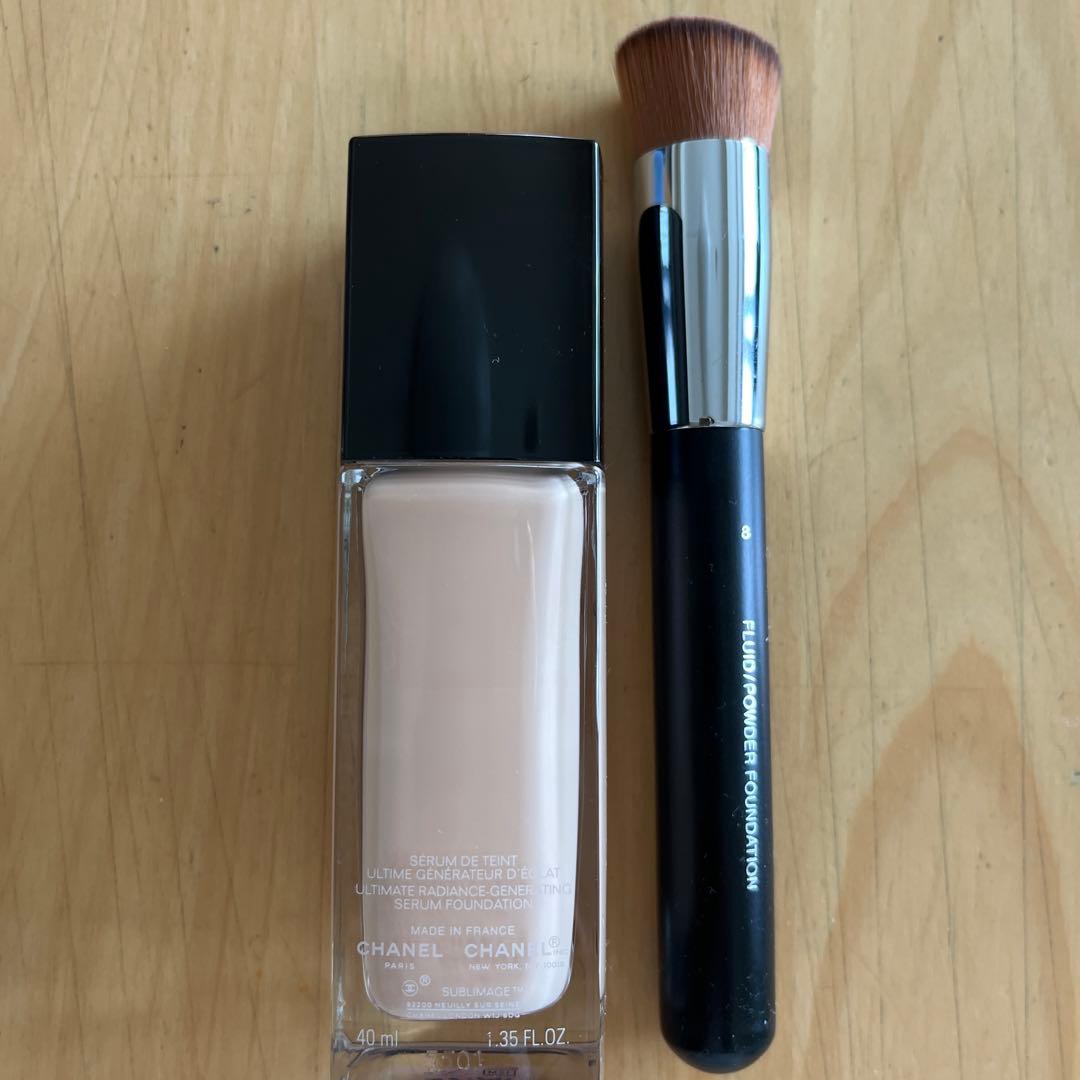 ファンデーション CHANEL SUBLIMAGE L'ESSENCE DE TEINT 40ml