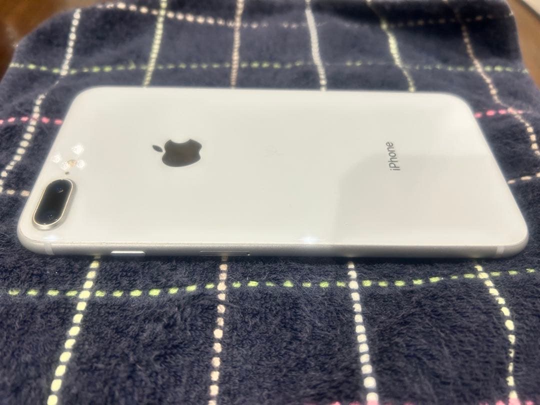 スマートフォン本体 Apple iPhone 8 Plus 256GB