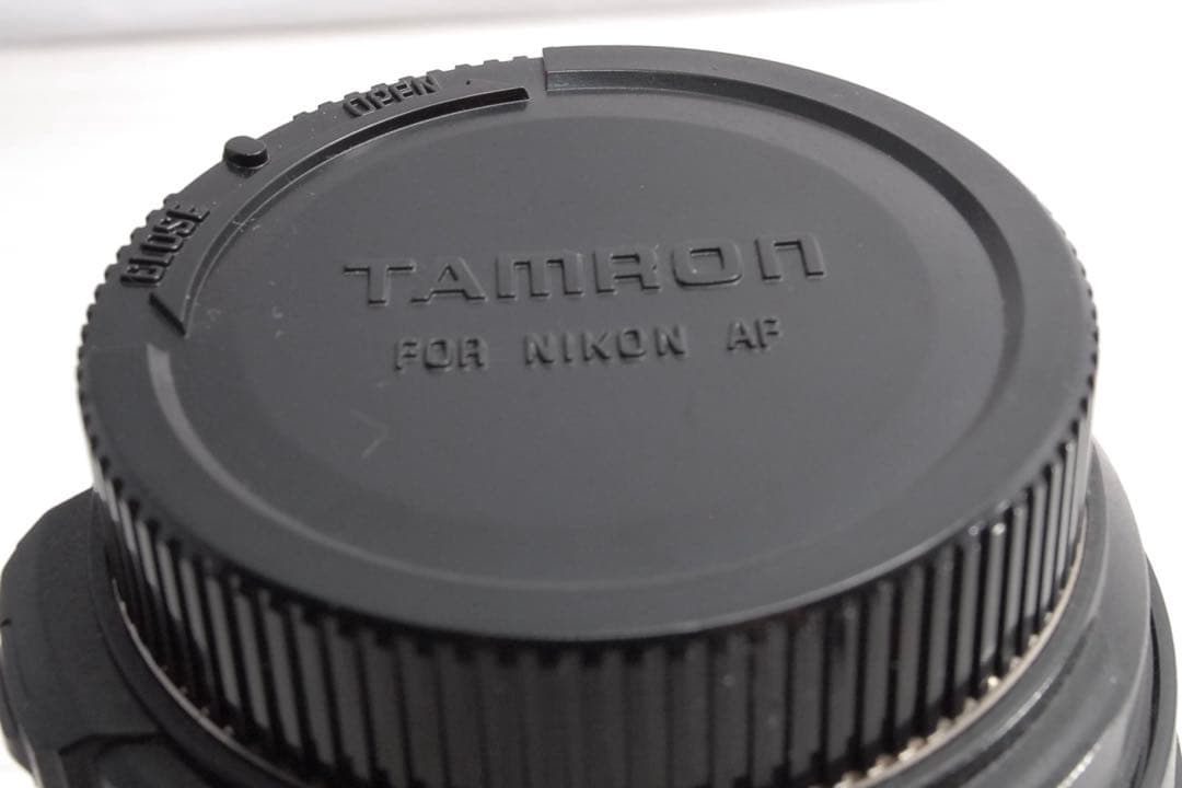 美品TAMRON 70-300mm macro A17 望遠レンズ Nikon