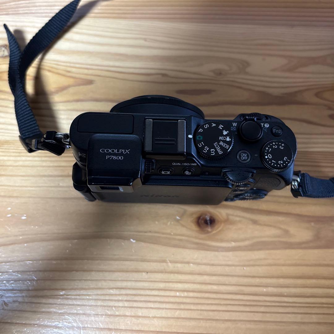 Nikon COOLPIX P7800コンパクトデジタルカメラ