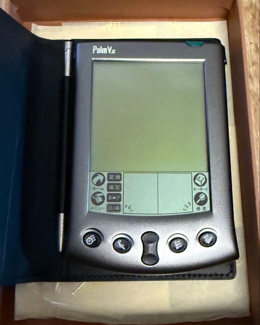 Louis Vuitton ブラック レザー 手帳型ケース Palm Vx用