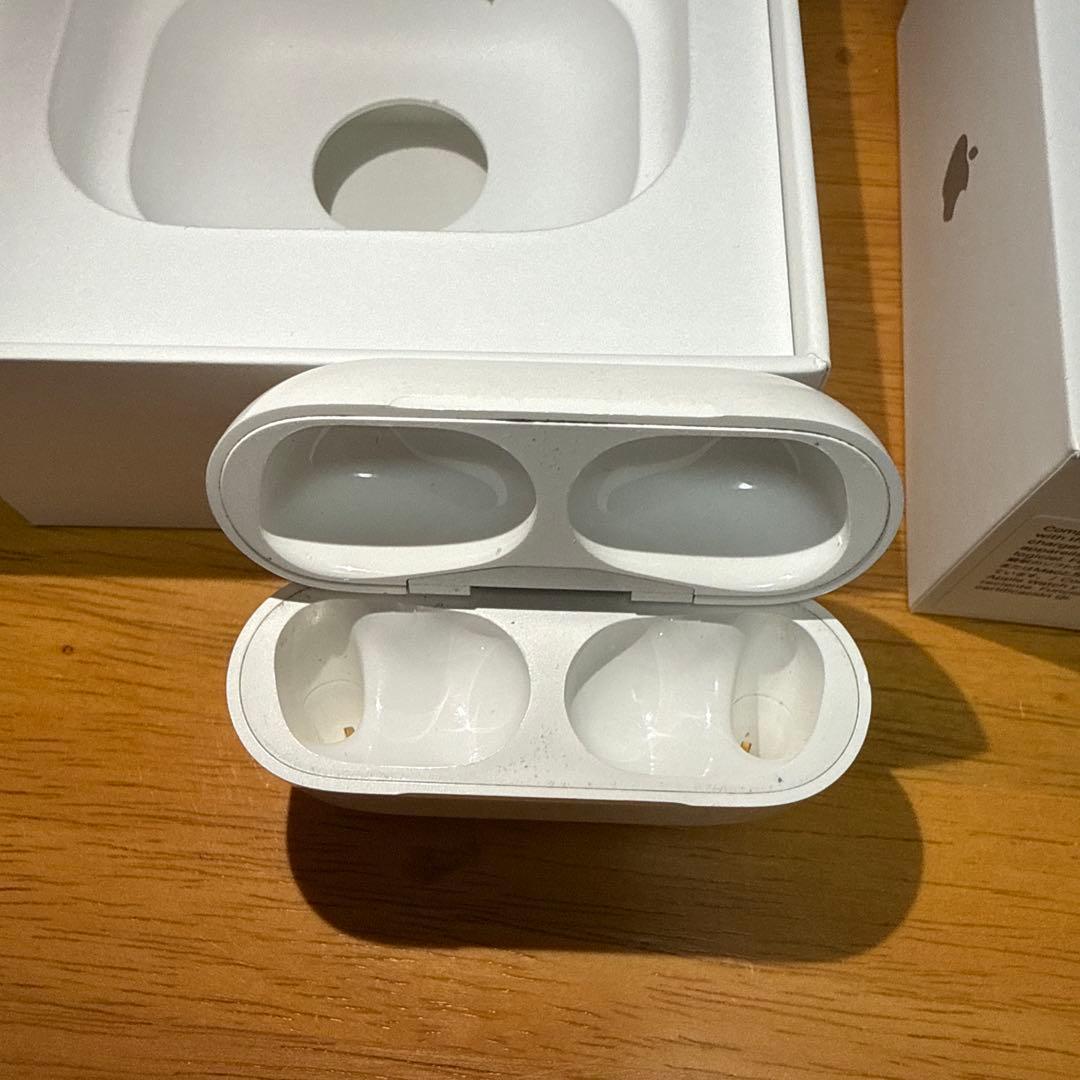 【傷あり】Apple AirPods Pro MLWK3JA