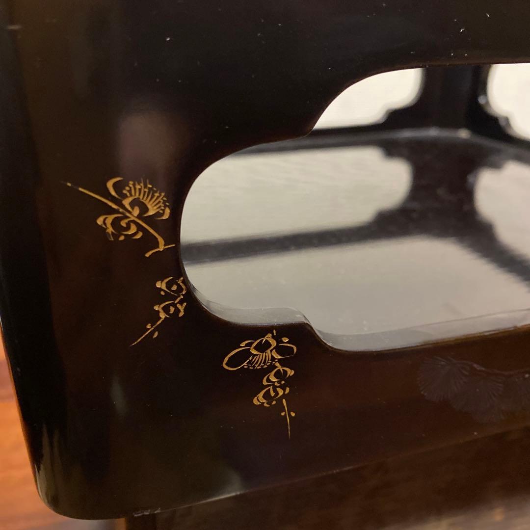 古い木製漆台