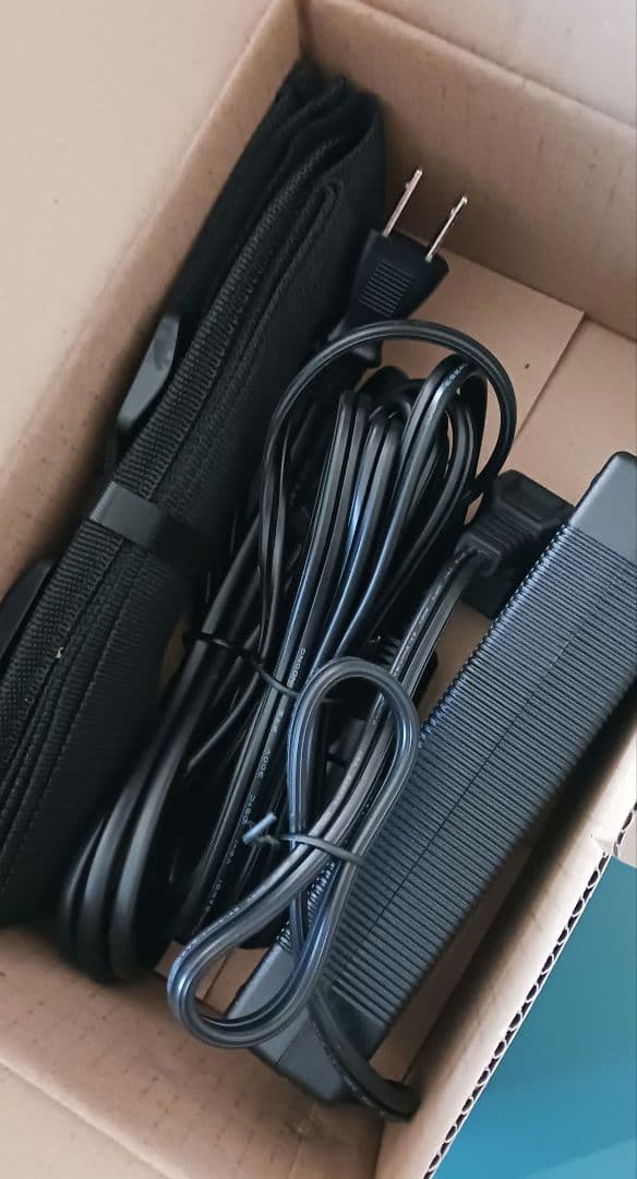 Makita CW004G 充電式保冷温庫29L