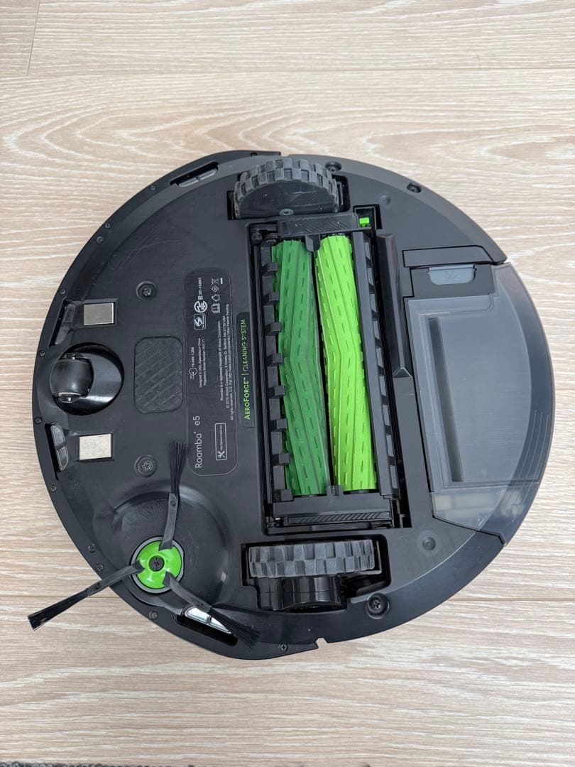 【smileくん】iRobot Roomba ルンバ e5 本体