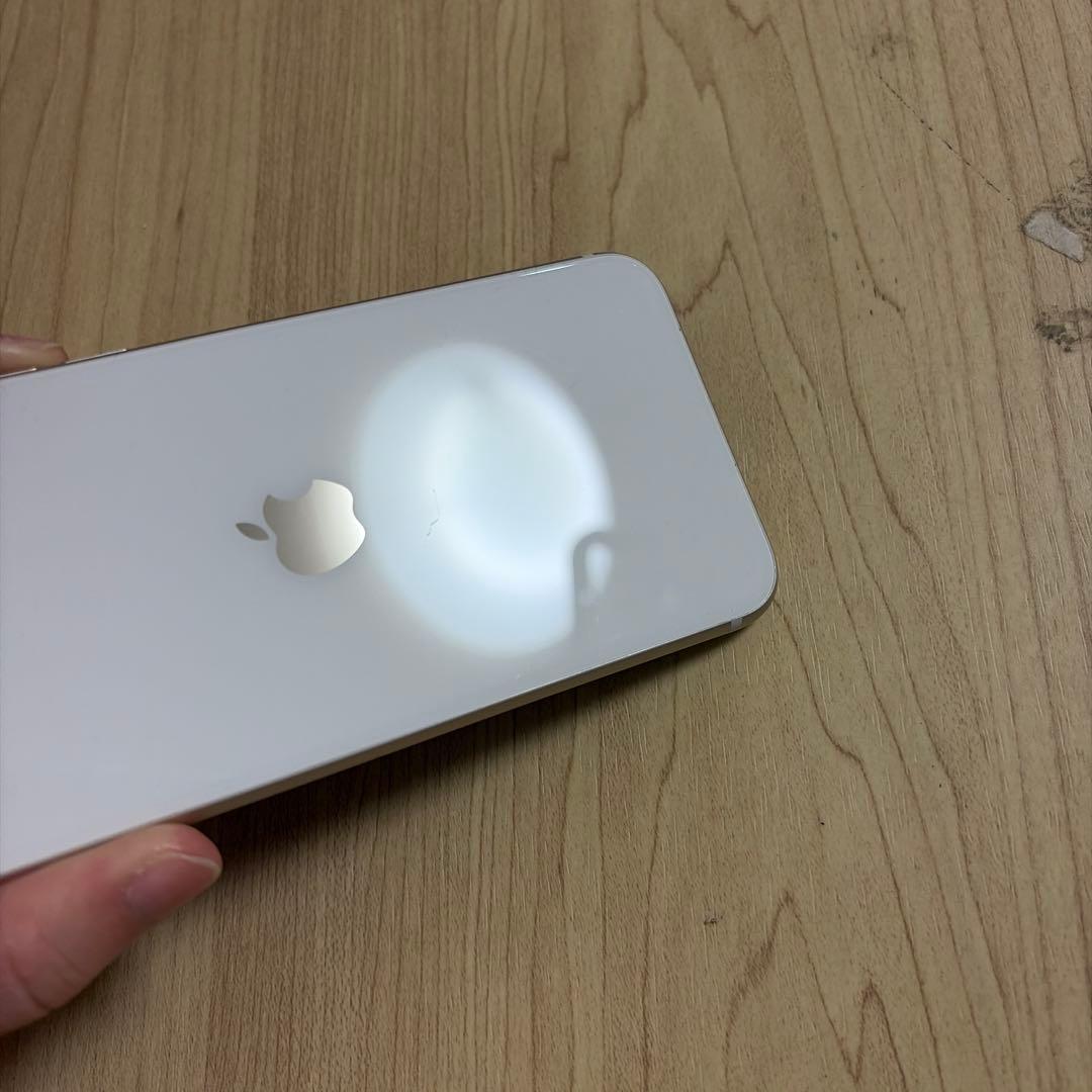 iPhone SE 第3世代 64GB ホワイト 本体 箱あり