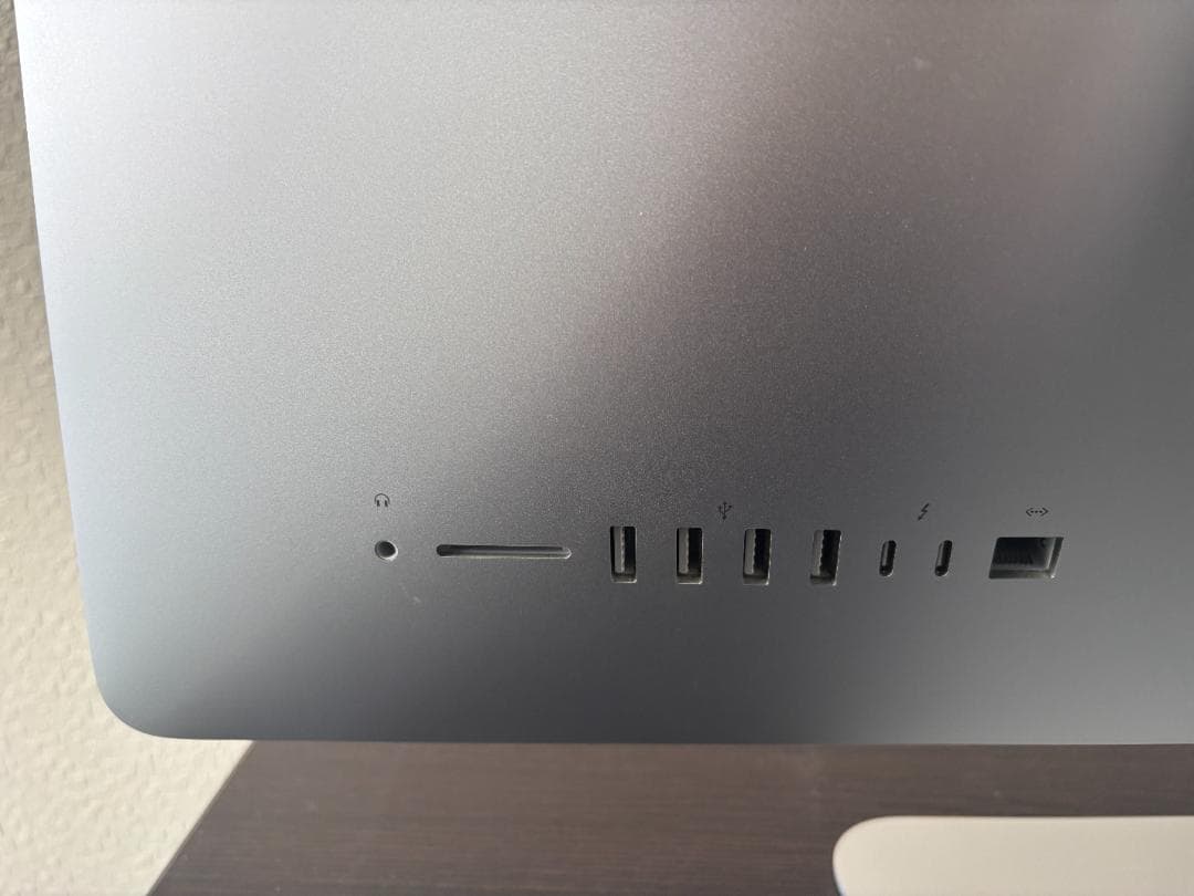iMac 2019 21.5インチ /core i3 /16GB /256GB