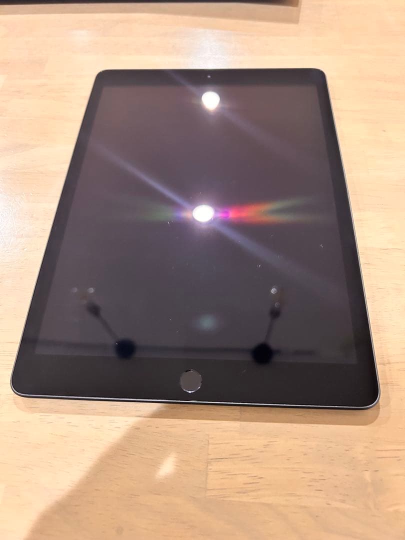 ④iPad 第7世代 MW752J/A バッテリー61％ 32gb OS更新済