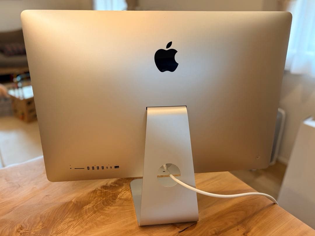 iMac2020 (27-inch,I5,メモリ32GB,HD250GB）