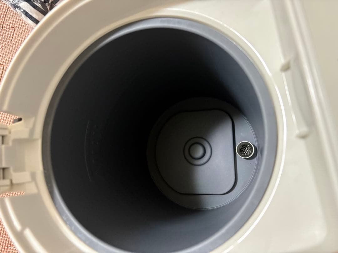 象印　電気ポット 2L ホワイト
