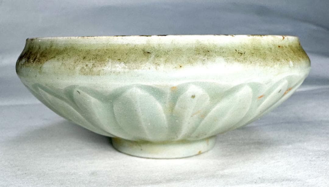 宋時代 金玉満堂 銘 龍泉窯青磁茶碗 時代品 伝世品焼物 歴史唐物WWTT346