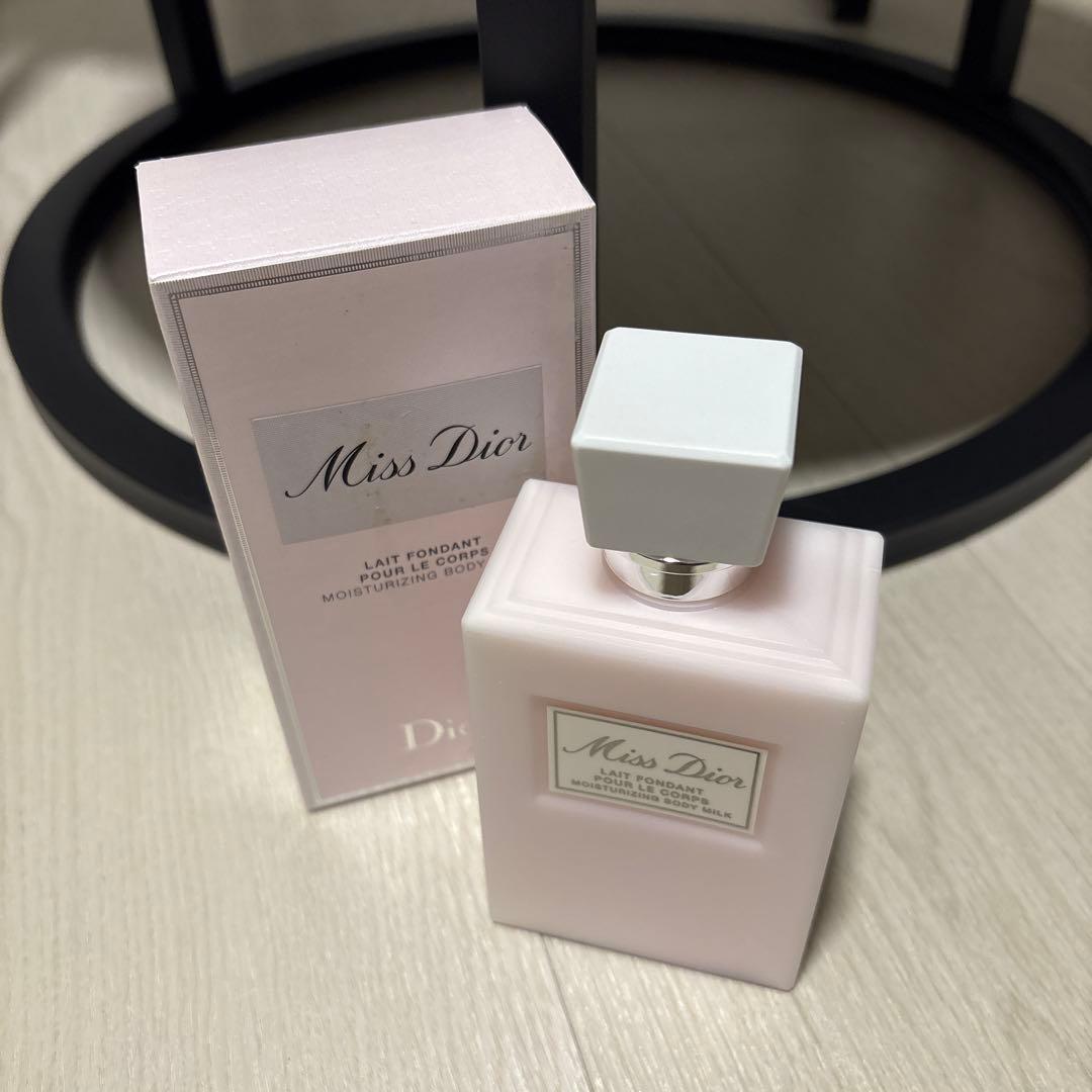 ★新品未使用★Miss Dior Moisturizing ボディミルク