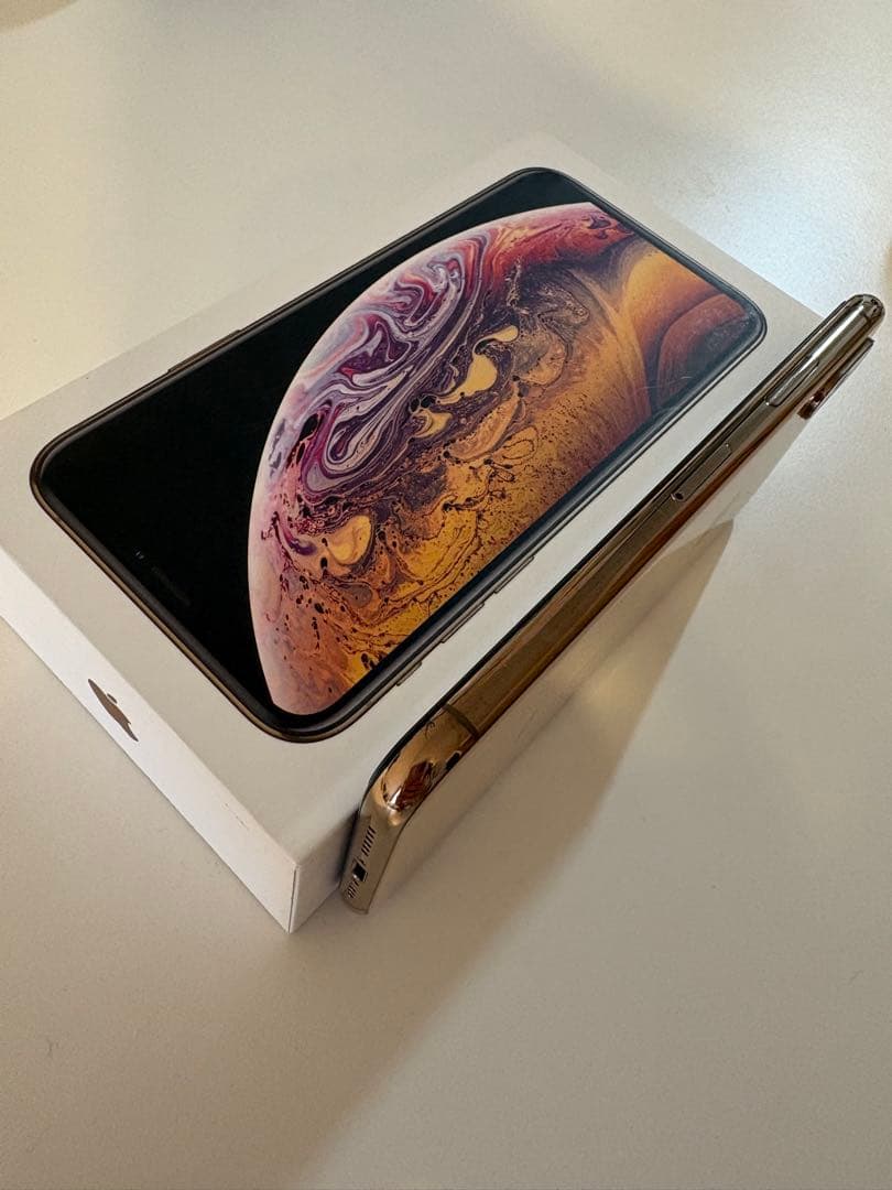 【美品✨】iPhoneXs 64gb GOLD ゴールドSIMフリー箱あり