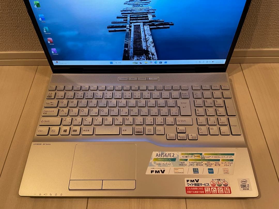 富士通 LIFEBOOK AH56/E2 i7 10世代