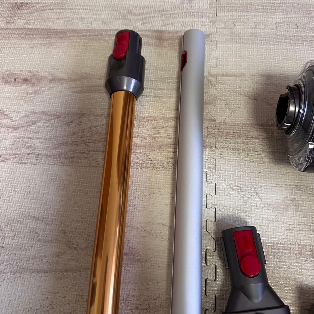 ⑦ Dyson sv46 V12 Detect Slim Absolute