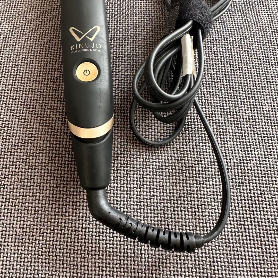 絹女 ストレートヘアアイロン DS200 黒