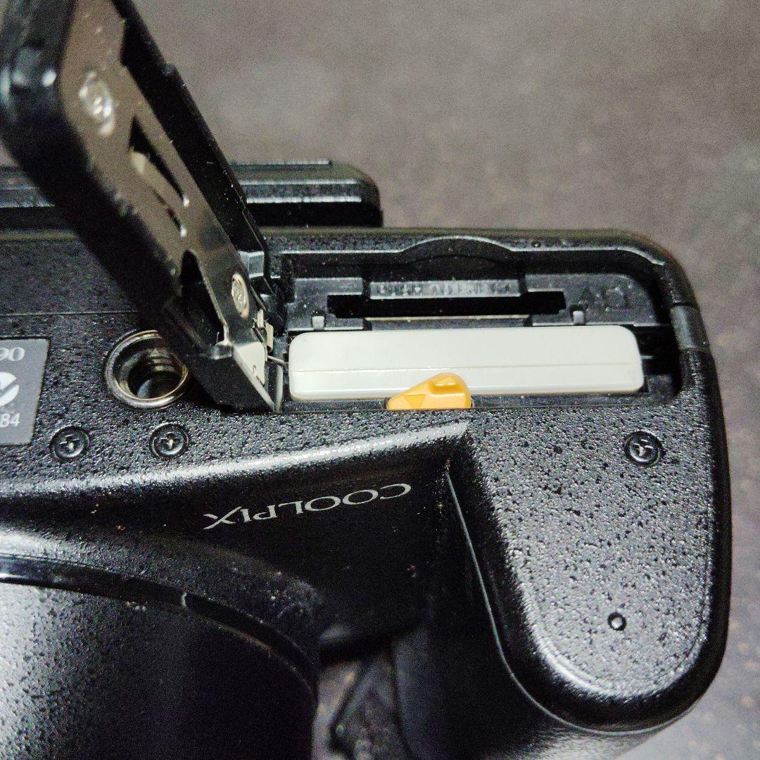 Nikon デジタル一眼レフカメラ 24倍ズーム