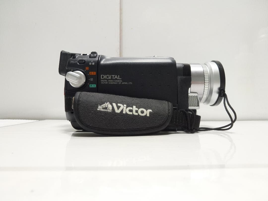 希少　動作品　Victor ビクター　デジタルビデオカメラ　GR-DV500K