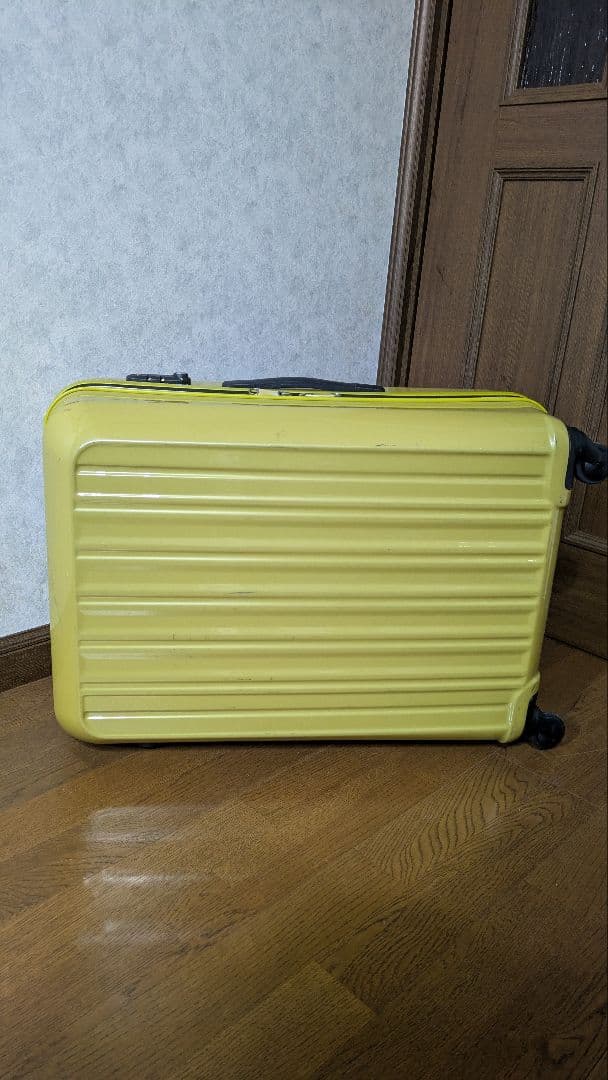✨ハードシェル·スーツケース·ライトグリーン★M★60〜70Ｌ