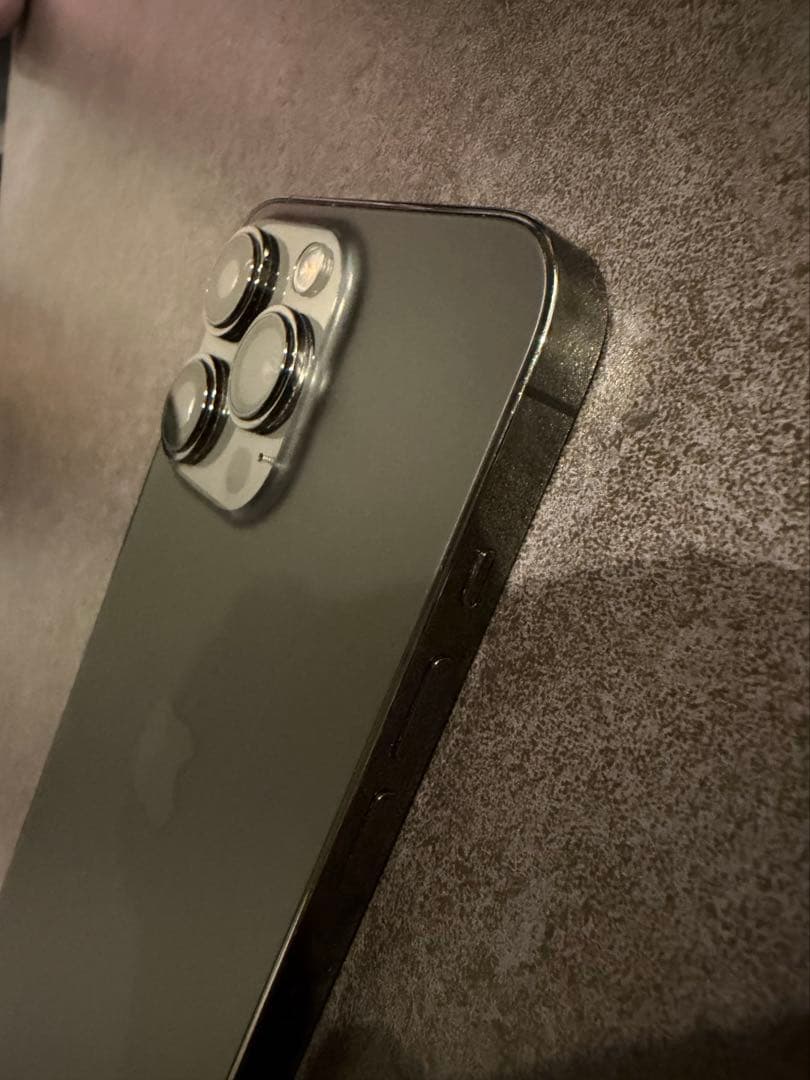 AppleiPhone 13 Pro グラファイト本体　SIMフリー　512GB