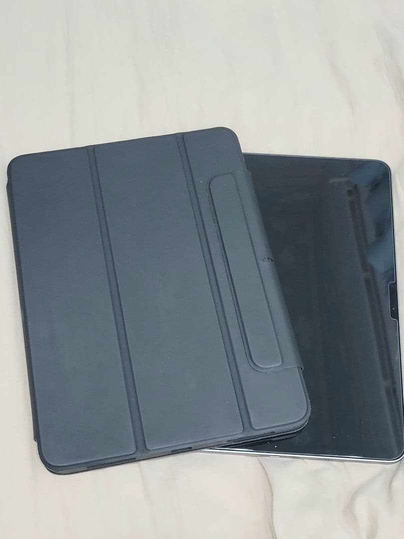 【美品】Apple iPad Air M2 128GB シルバー アクセサリー付