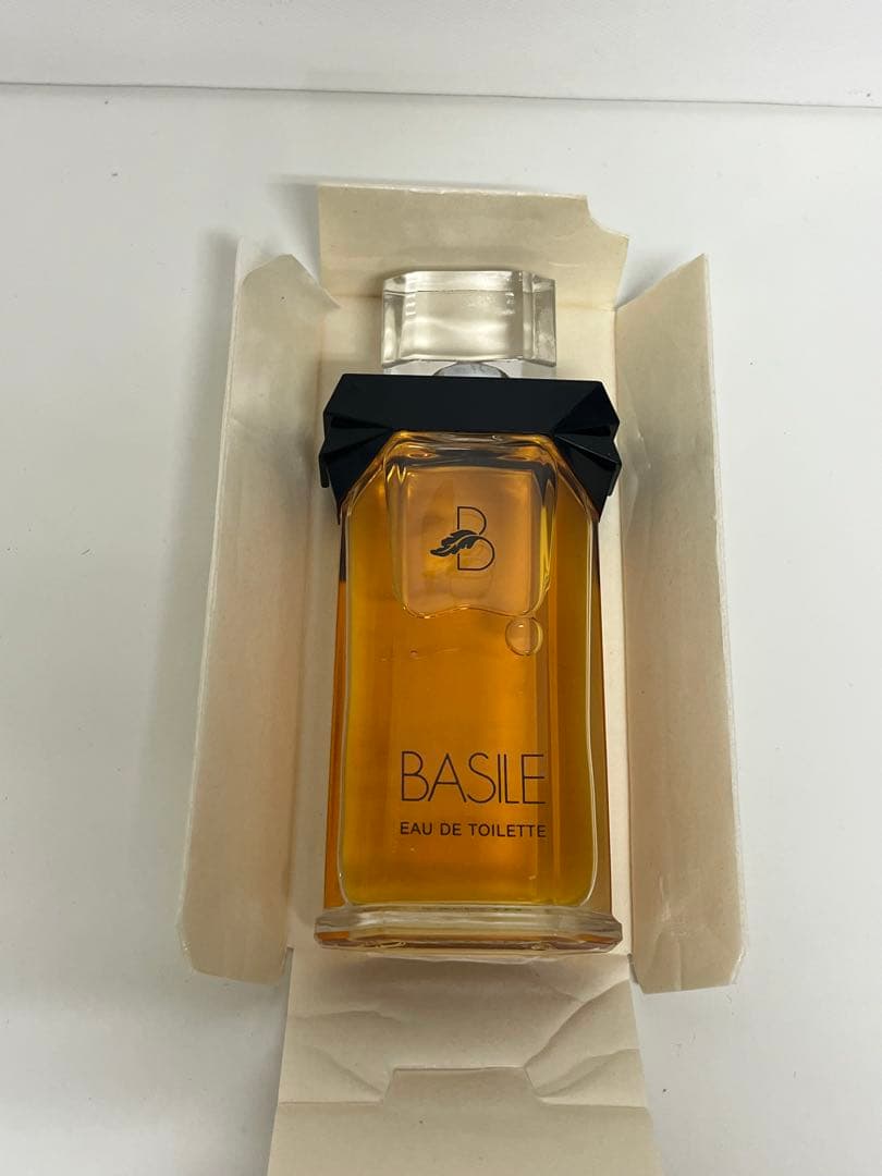 香水(女性用) BASILE Eau de Toilette 50ml