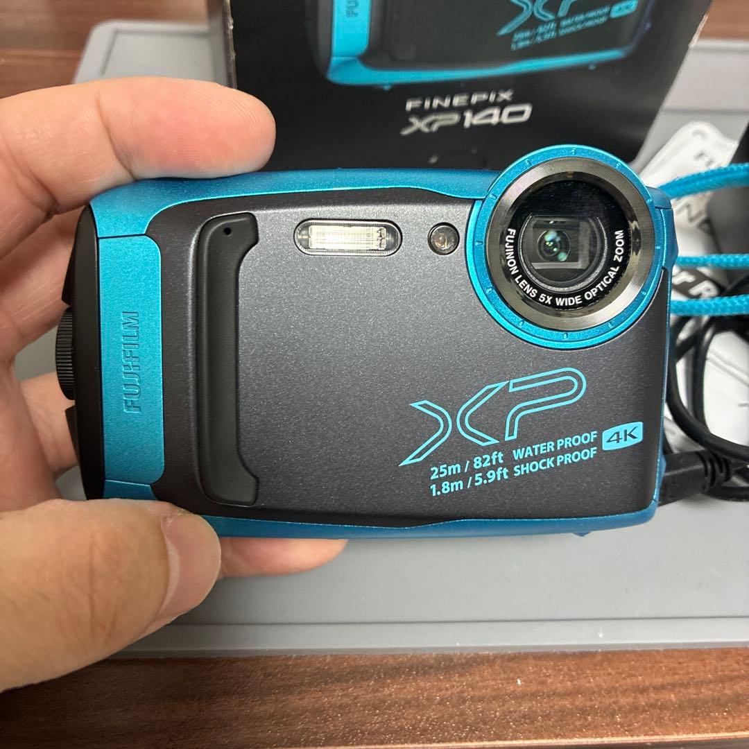 Fujifilm FinePix XP140 防水デジカメ