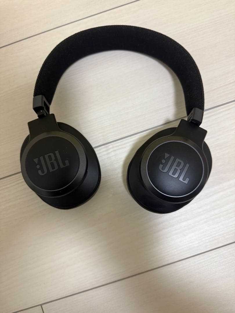 JBL LIVE 770NC ワイヤレスヘッドホン 非純正ハードケース付き