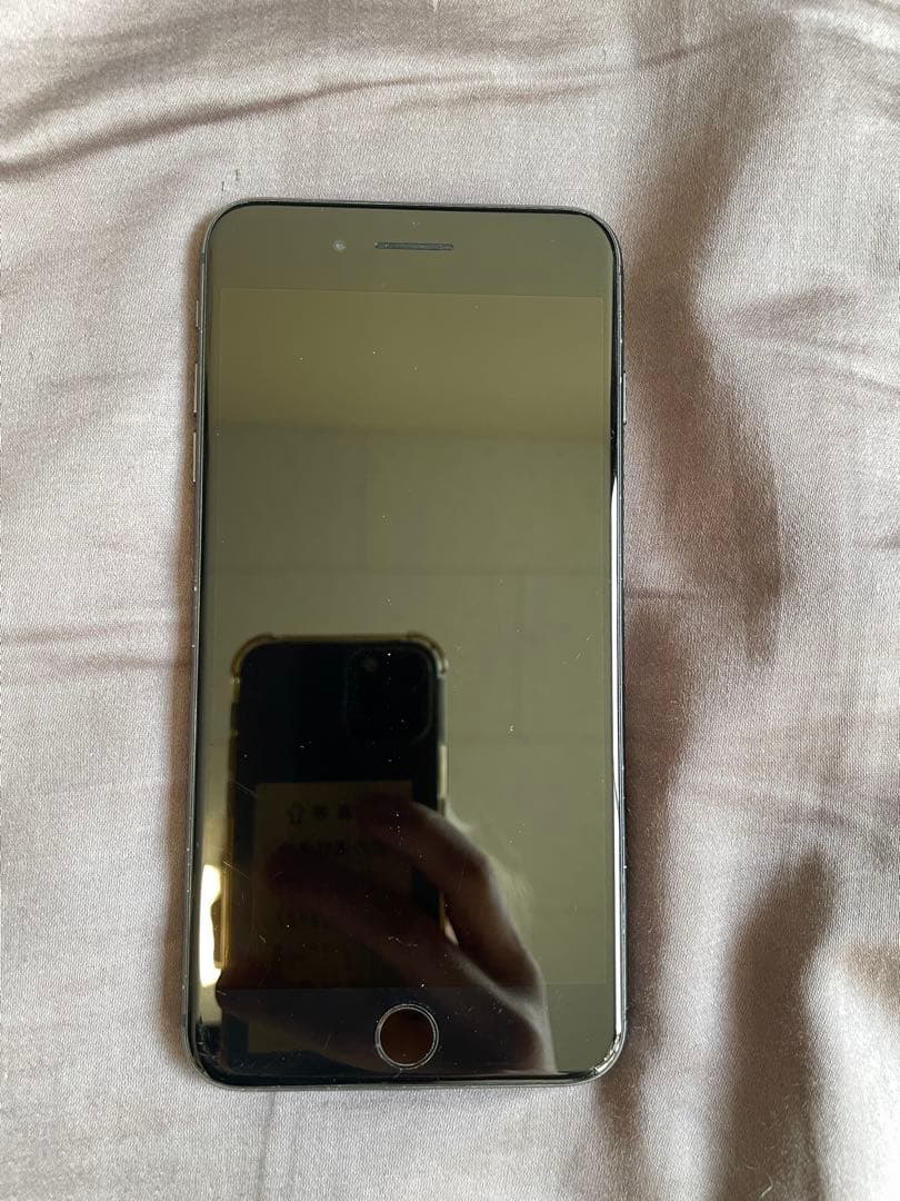 Apple iPhone 8Plus 動作確認済み 箱あり付属品無し